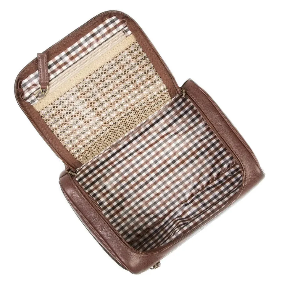 Boconi Becker Leather Toiletry Kit
