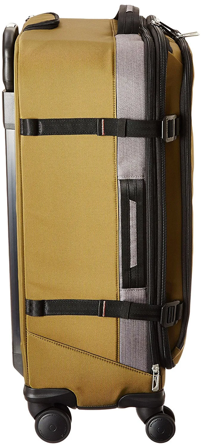 Briggs & Riley BRX Explore Medium Expandable Spinner