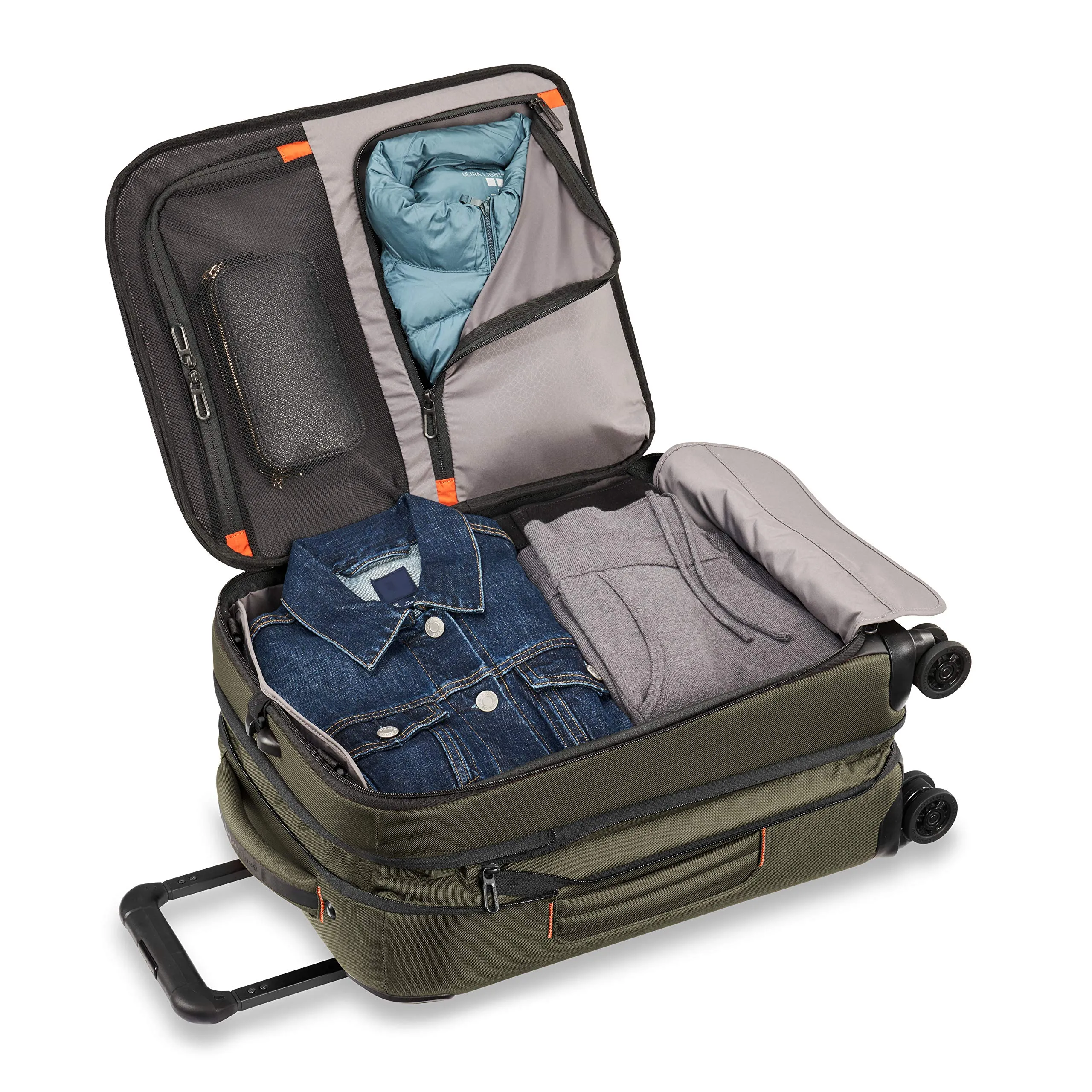Briggs & Riley ZDX 21" 4-Wheel Carry-On Luggage