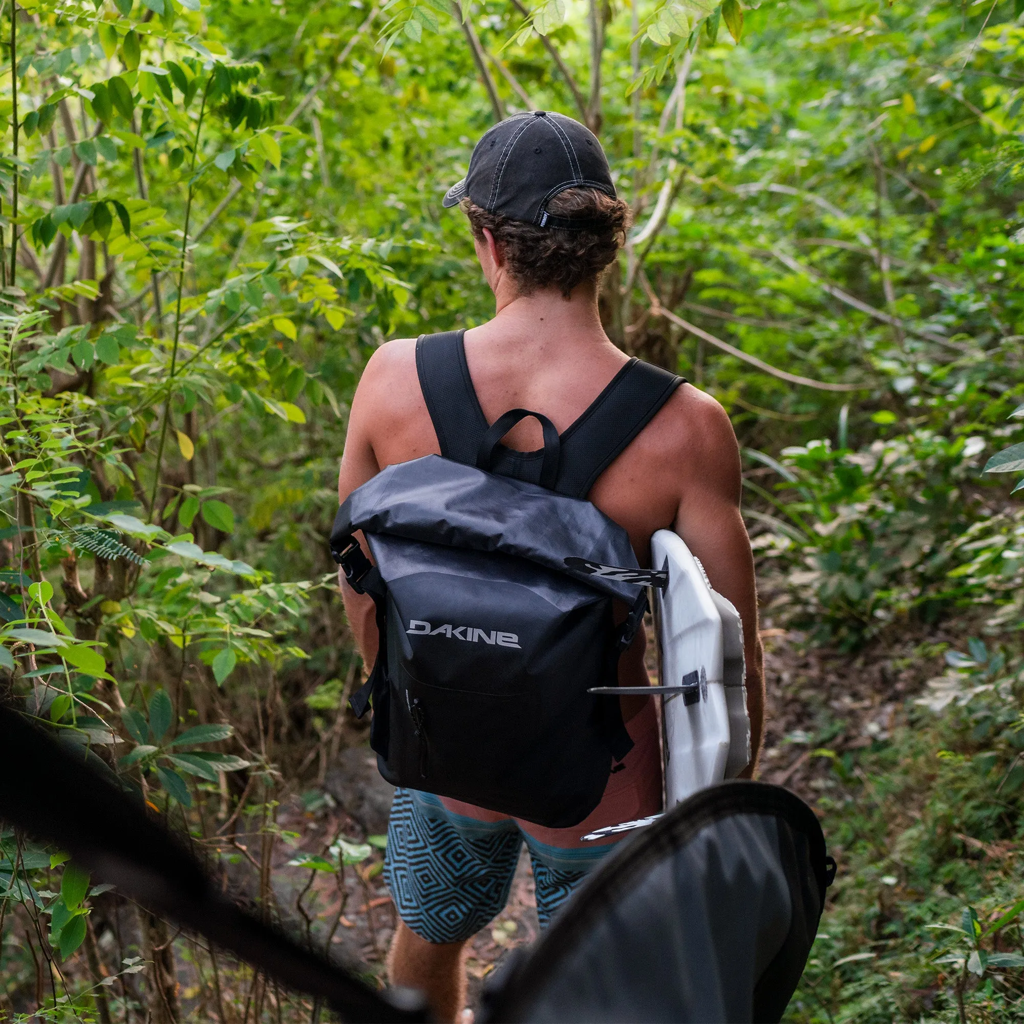Cyclone Lt Wet/Dry Rolltop Backpack 30L - Black