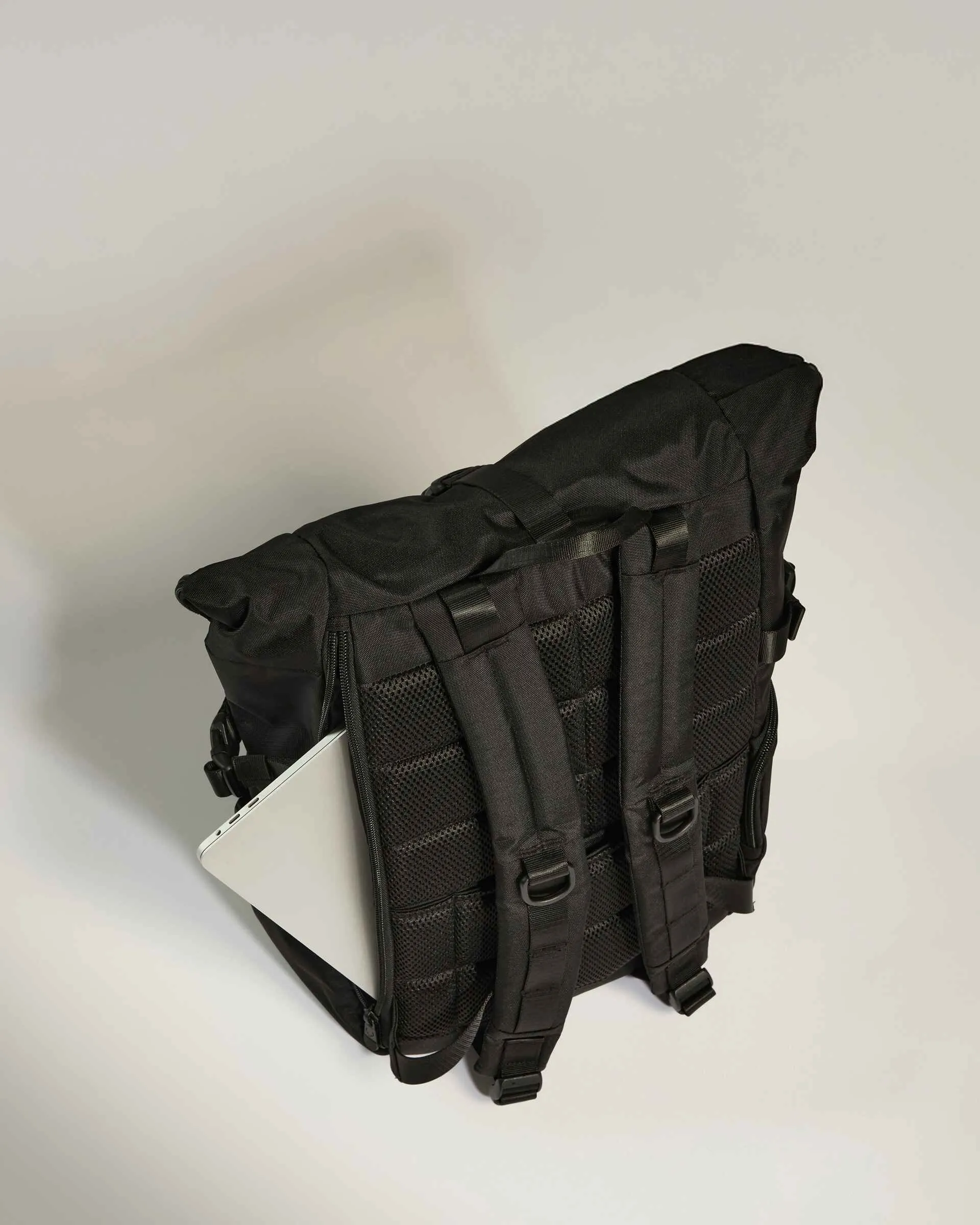 Discovery Roll Top Backpack in Carbon Black