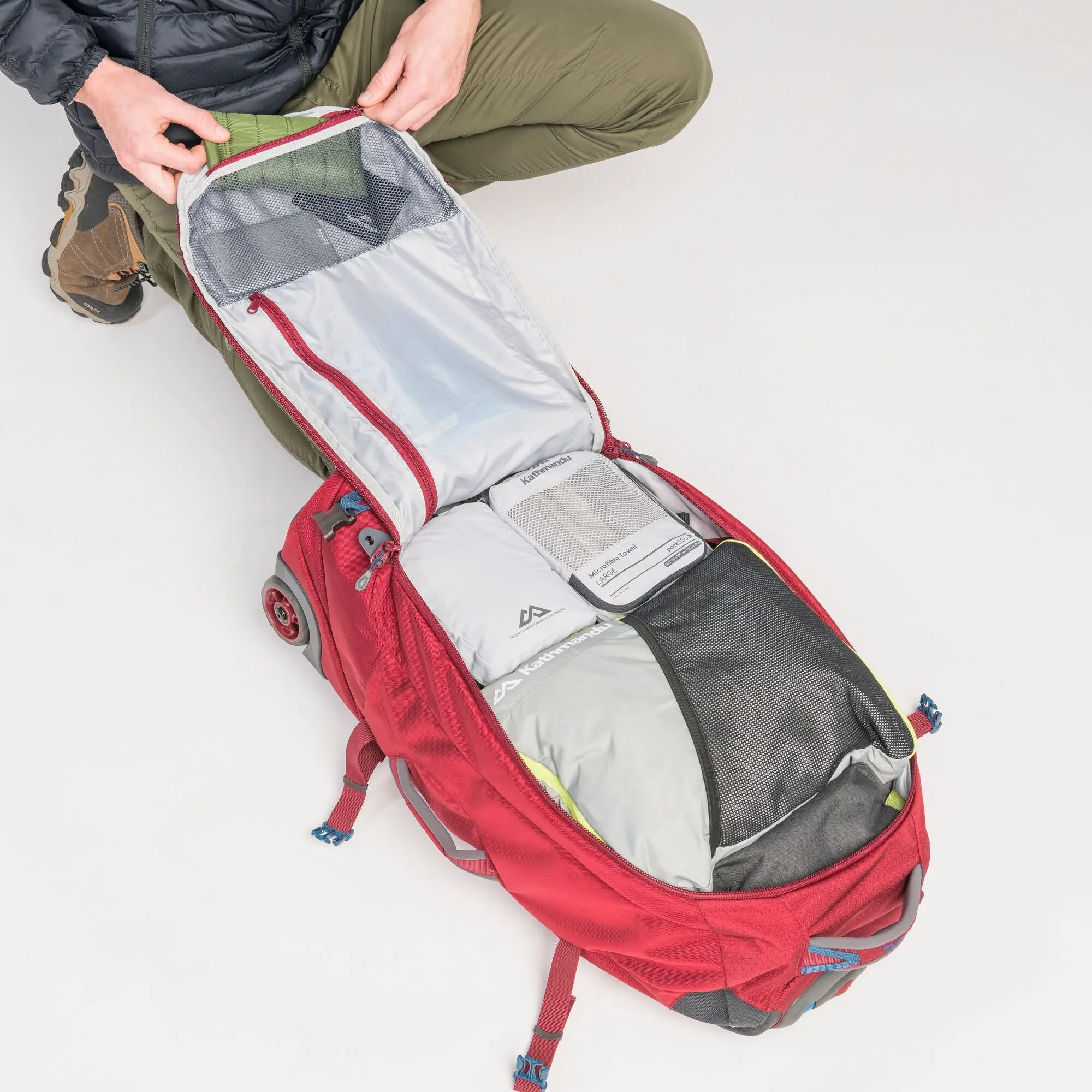 Kathmandu Hybrid Trolley v4 50L 2-Wheel Wheeled Duffel Bags