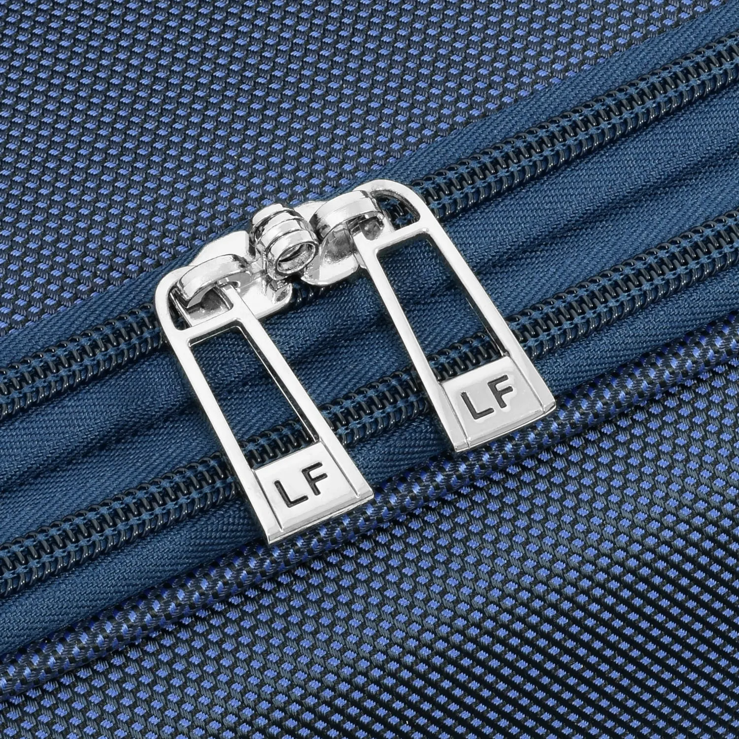 London Fog Knightsbridge II 29" 4-Wheel Large Luggage