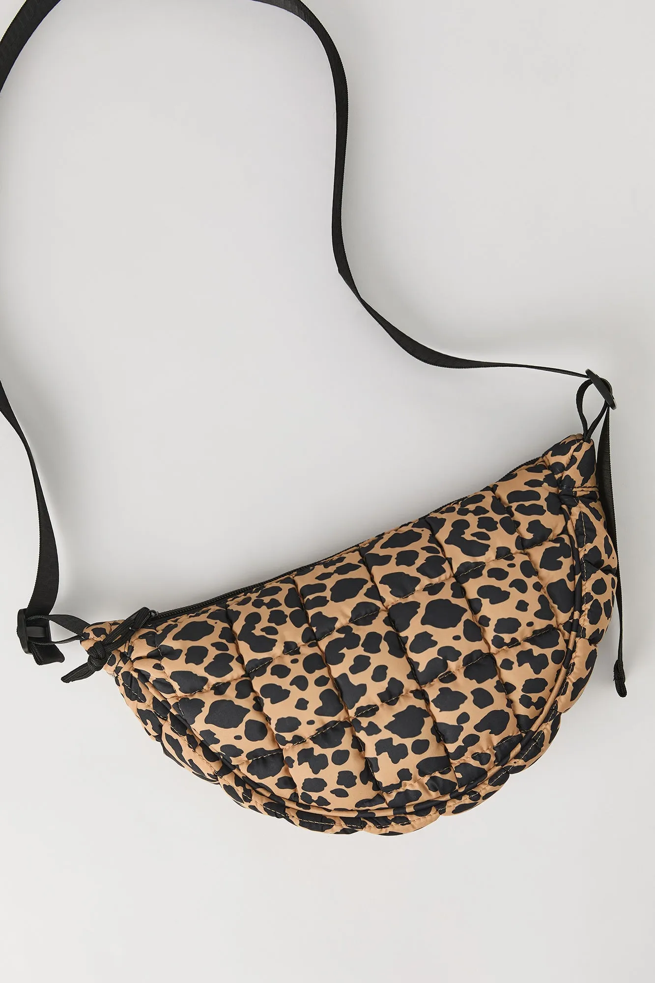 Sac demi-lune matelassé en nylon pour fille