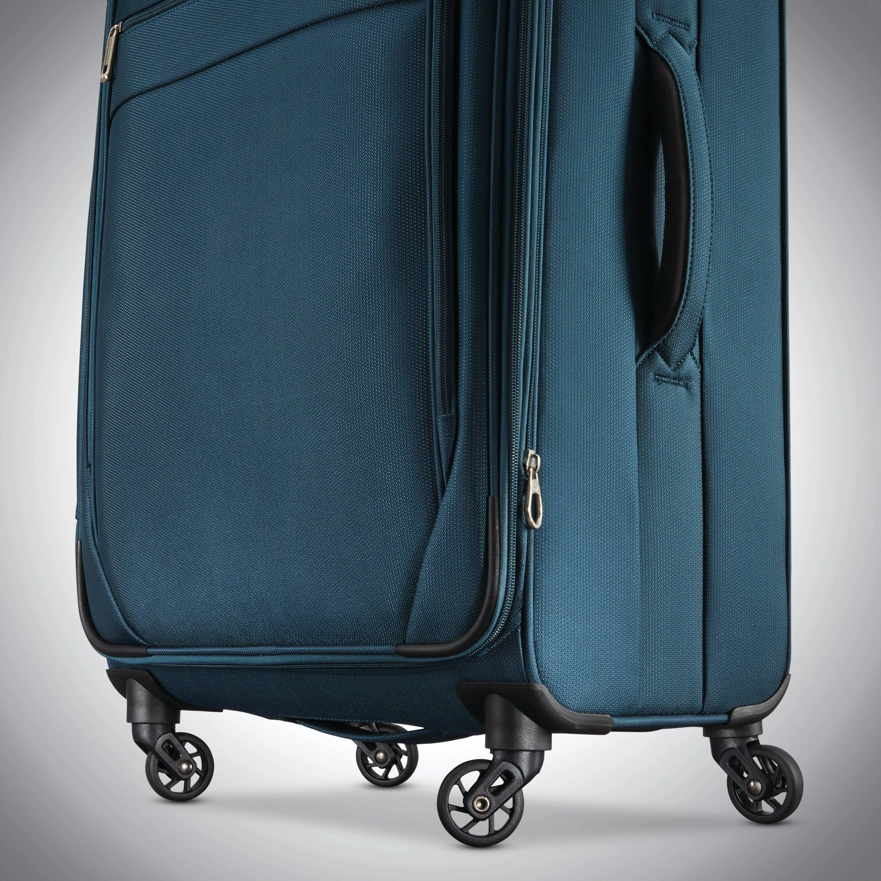 Samsonite Advena 29" 4-Wheel Large Luggage