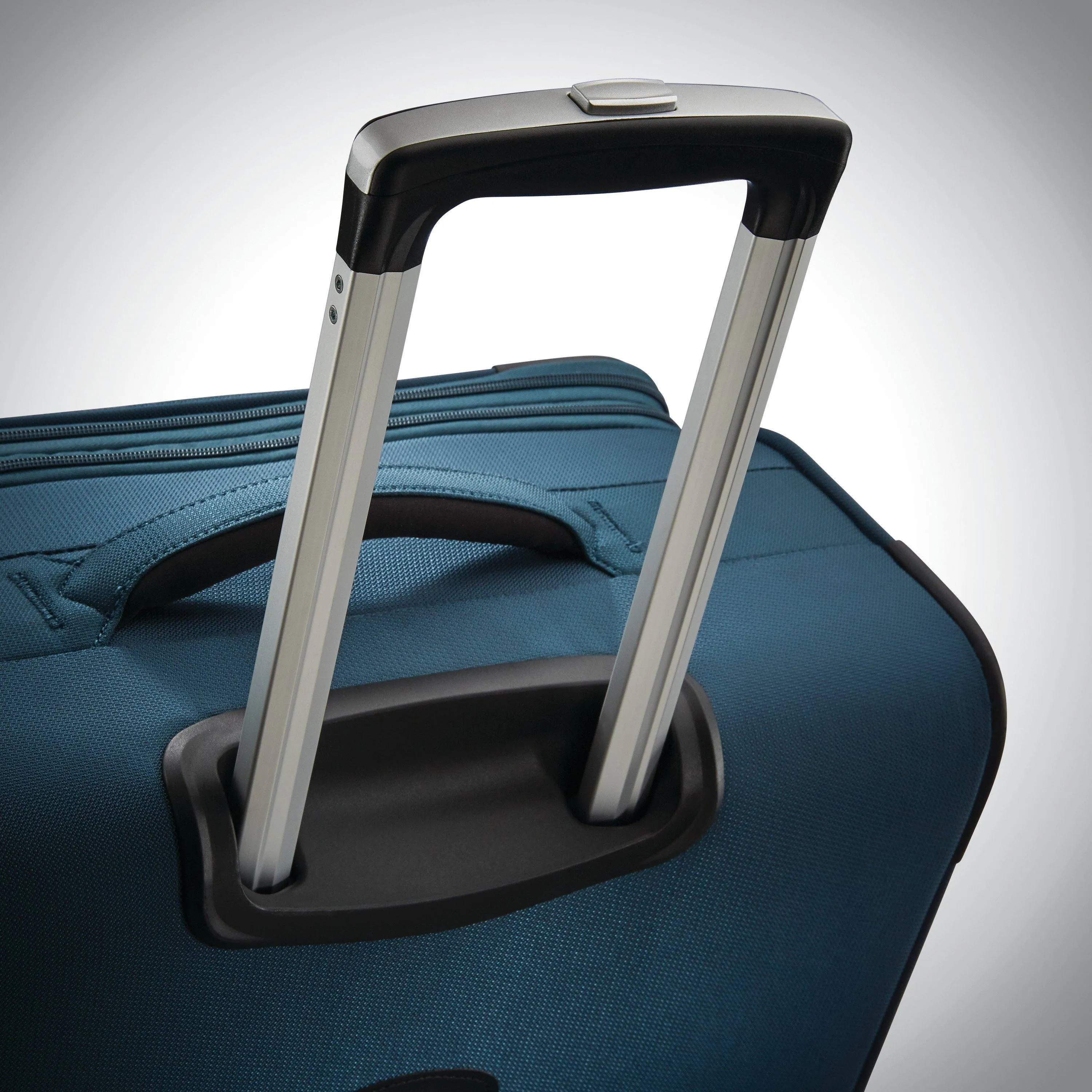 Samsonite Advena 29" 4-Wheel Large Luggage