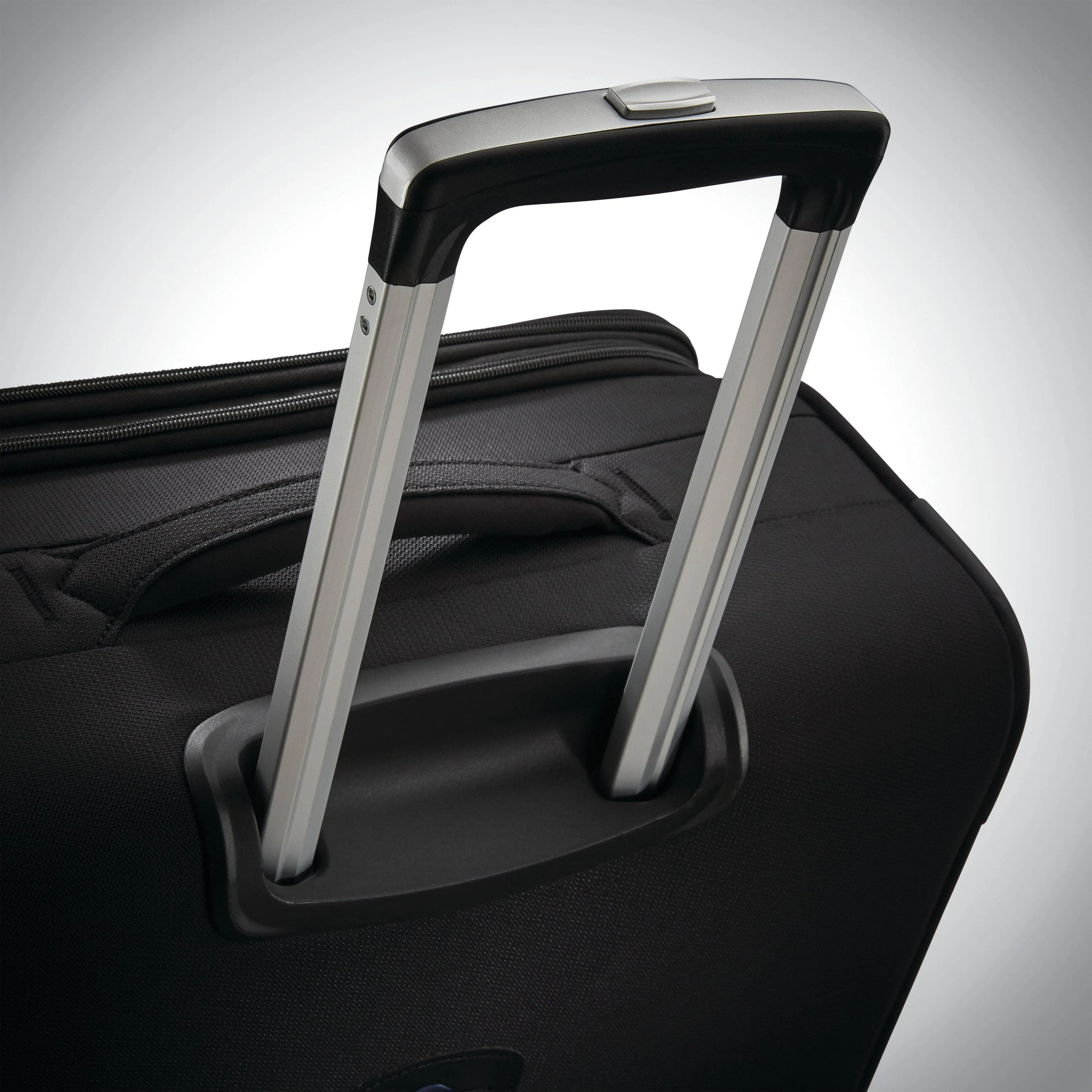 Samsonite Advena 29" 4-Wheel Large Luggage