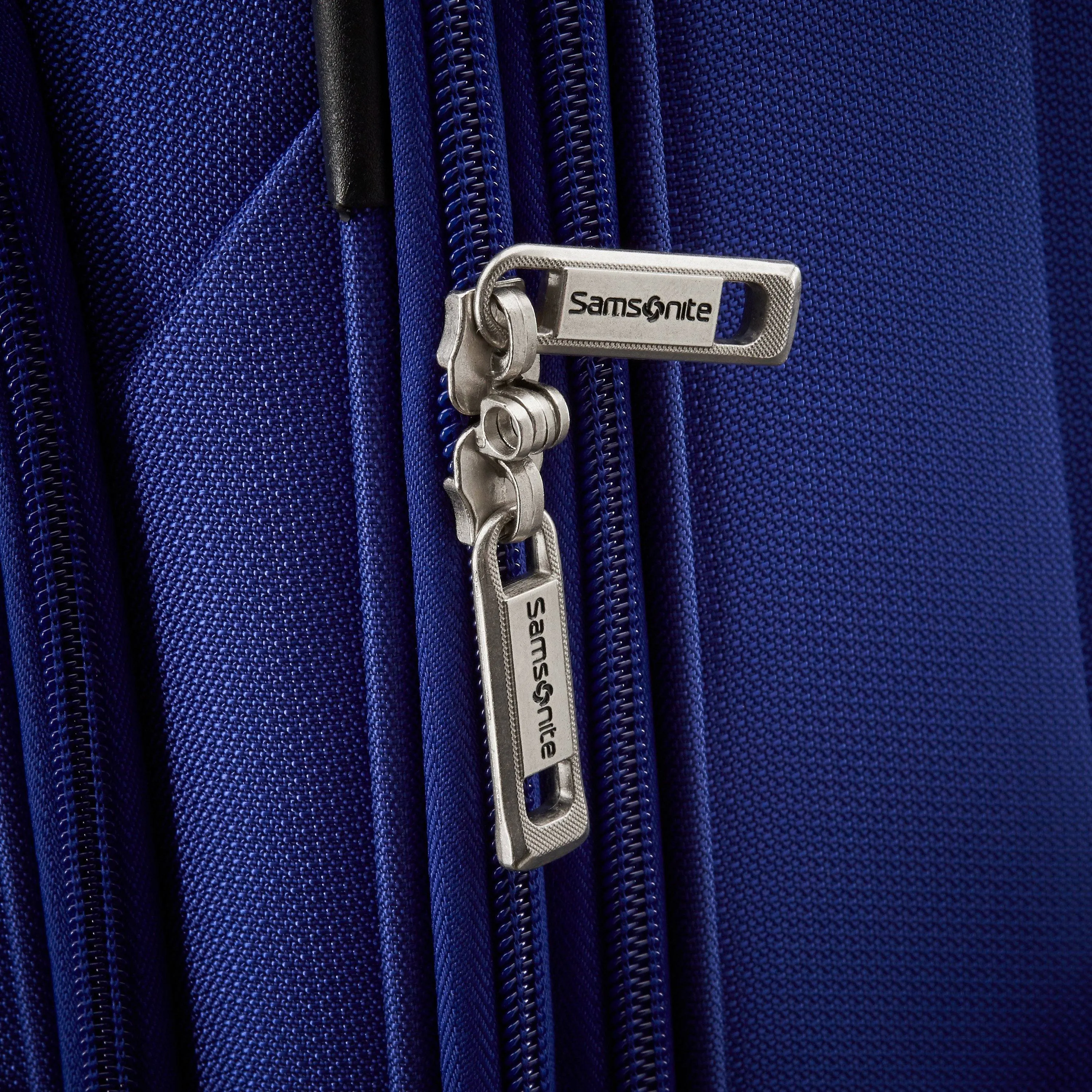 Samsonite Advena 29" 4-Wheel Large Luggage