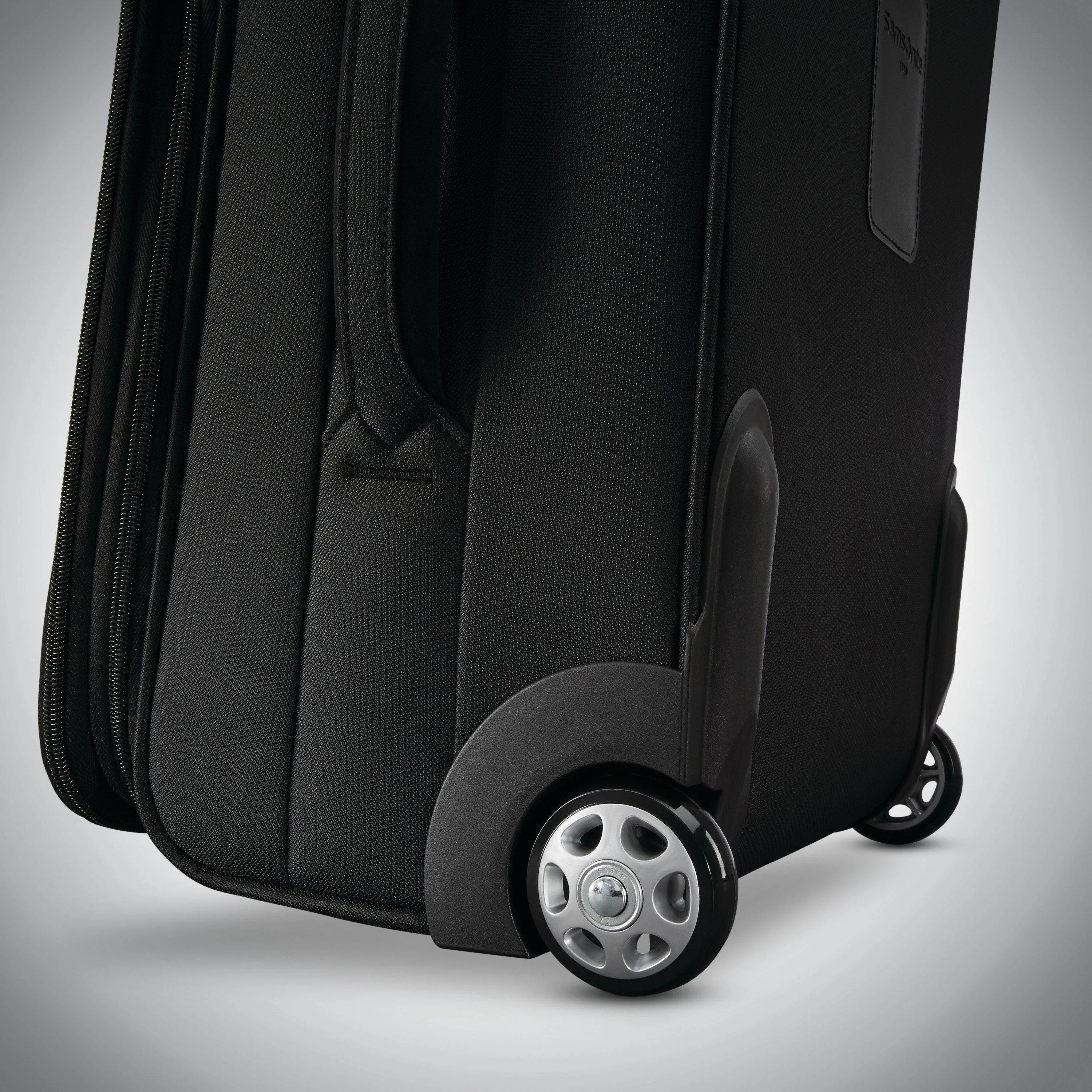 Samsonite Advena Wheeled Expandable 21"