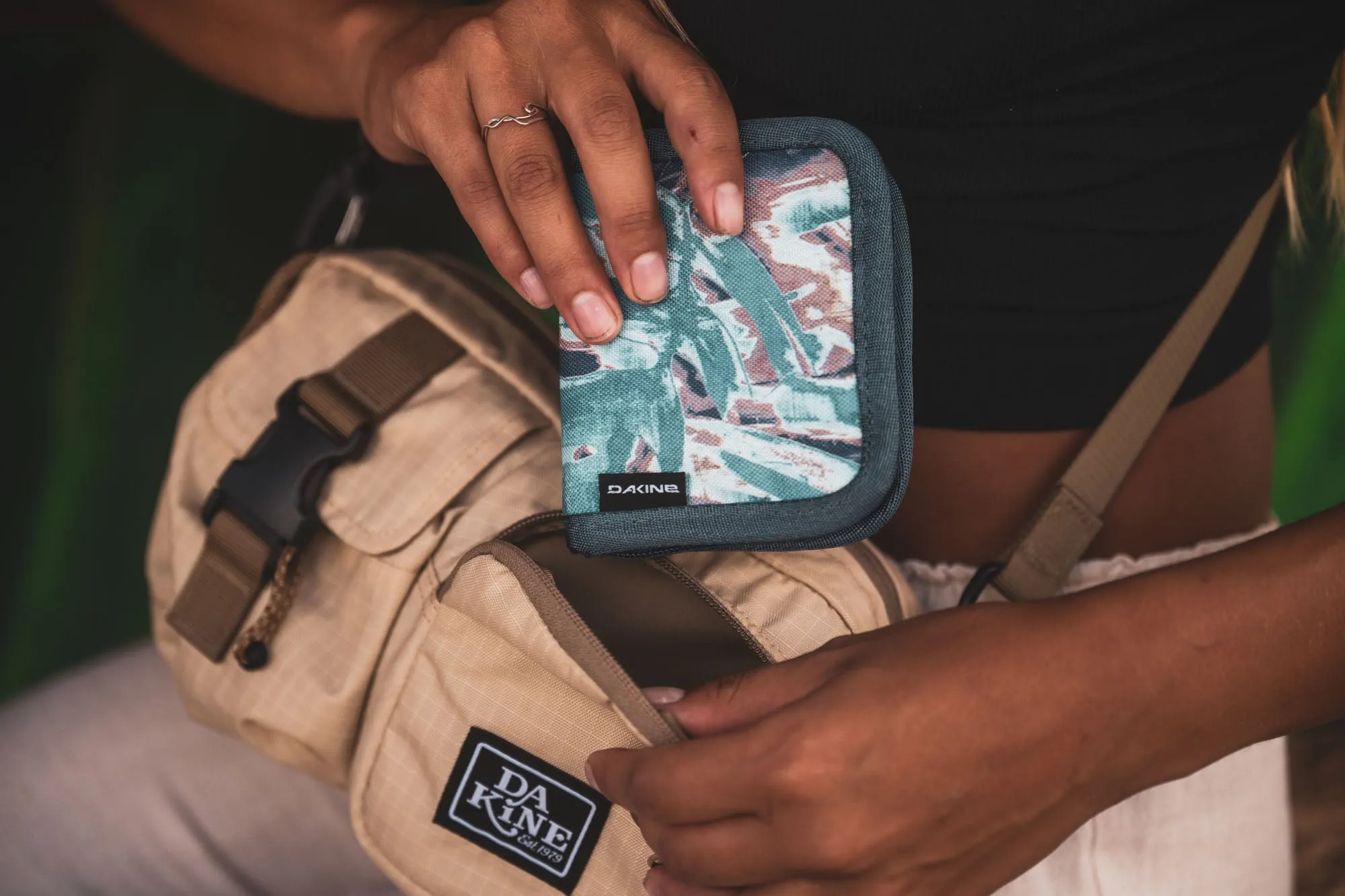 Soho Wallet - Geyser Grey